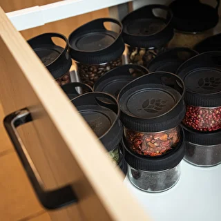 Contenedor de almacenamiento de 235 ml con tapa – photo 8