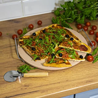 Piedra para pizza con asa y cuchillo, Ø 33 cm – photo 14