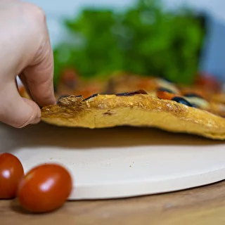 Piedra para pizza con asa y cuchillo, Ø 33 cm – photo 15