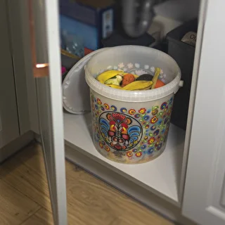 Cubo alimentario GWIOZDA - con tapa, 10 L – photo 8