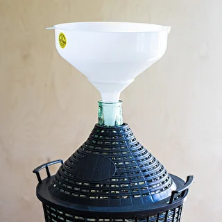 Embudo de plástico blanco de 25 cm de diámetro – photo 3