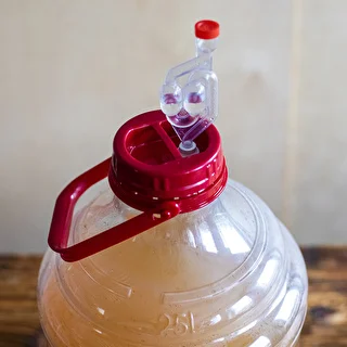 Garrafa para vino ligera, irrompible, con asa, 25L – photo 14