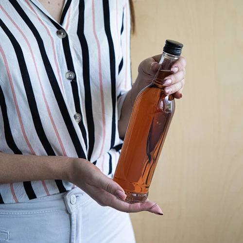 Botella 500ml Esbelta para vodka con tapa negra 6uds - 8
