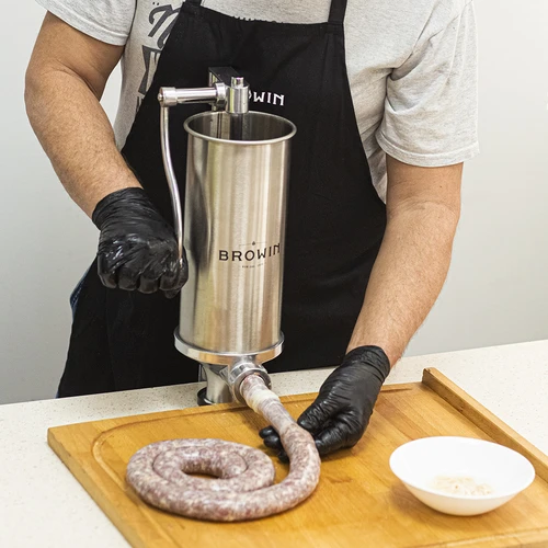 Embutidora vertical de 4 kg - 13