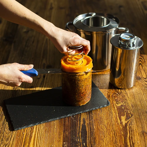 Pack con camisa de agua - prensa para fiambre 1,5 kg + olla - 25