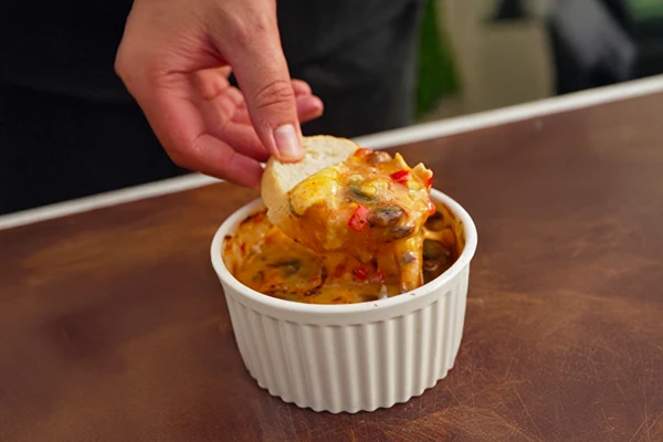 Camembert fundente con mermelada de melocotón