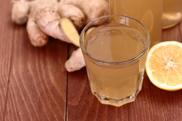 Licor de jengibre