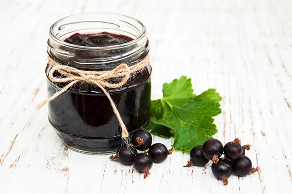 Mermelada de grosella negra y manzana