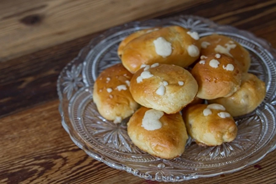Browin Przepiśnik - Bollitos dulces con ciruela