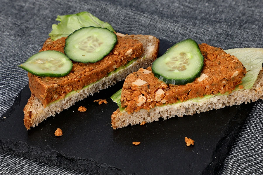 Browin Przepiśnik - Mortadela vegana hecha en cocedor de jamón