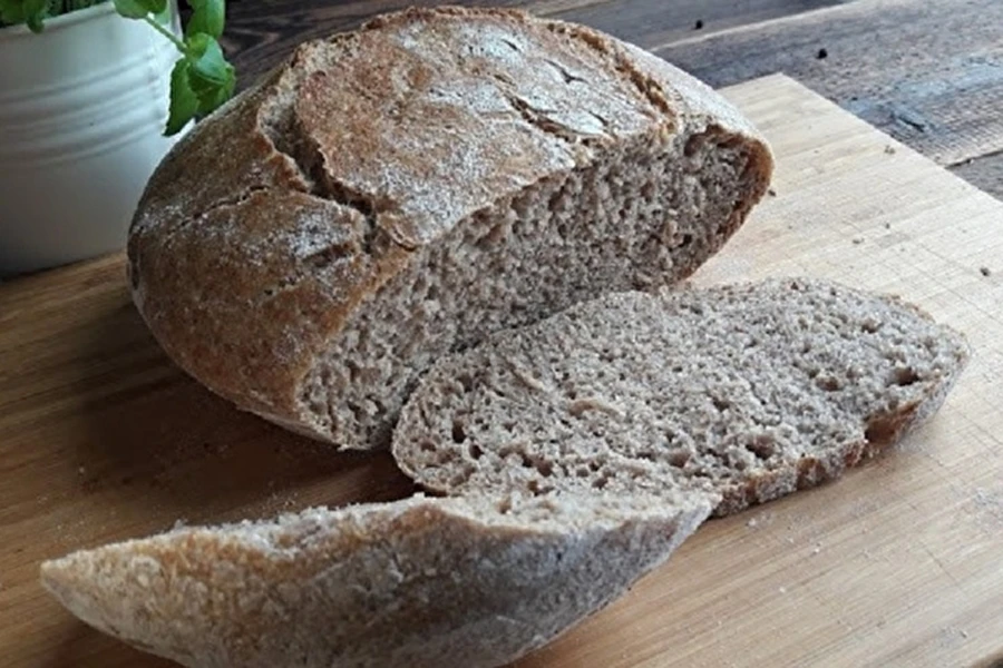 Browin Przepiśnik - Pan de trigo con harina integral