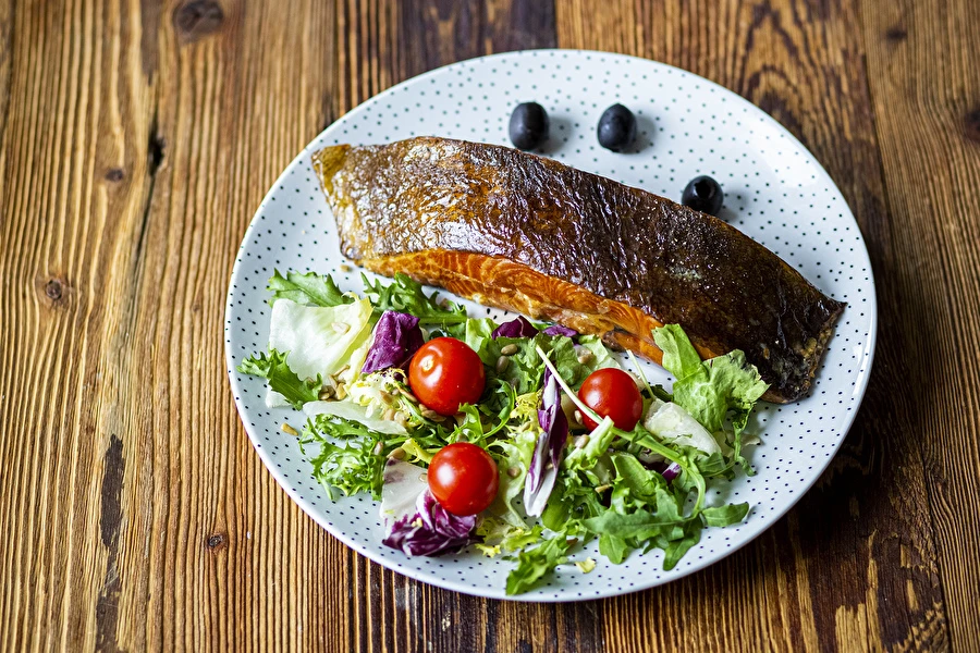 Browin Przepiśnik - Rodajas de fletán ahumadas