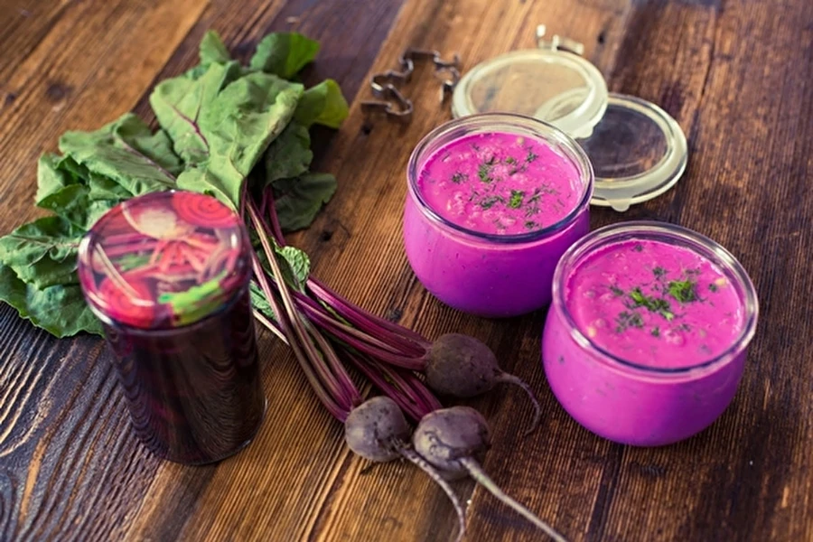 Browin Przepiśnik - Sopa fría con salmuera de remolacha fermentada